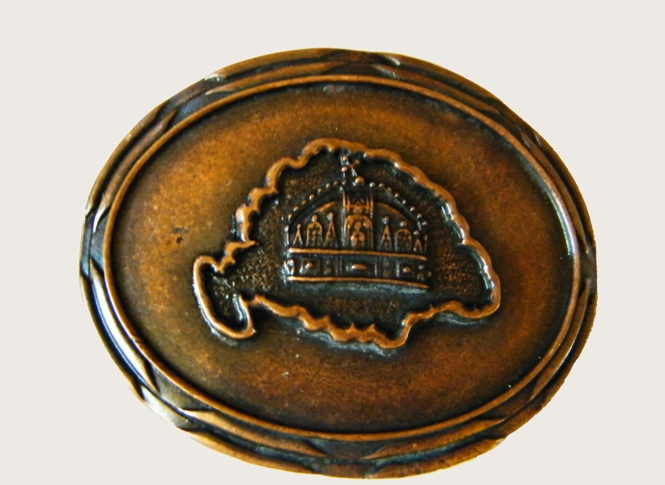 Ovlis Nagy-Magyarorszg korona vcsat (bronz sznű fm, 7,5x6 cm)